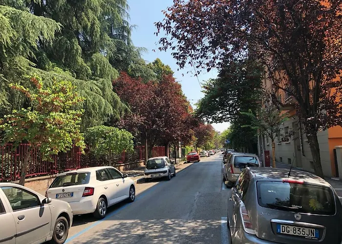 Pizzardi39 - The Place بولونيا